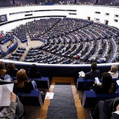 Ευρωπαϊκό Κοινοβούλιο | «Πράσινο φως» στο Σύμφωνο Μετανάστευσης και Ασύλου – Τι προβλέπει