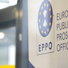 Βόμβα από το Politico | Έρευνα για απάτη με το πώς μοιράστηκαν κονδύλια 2,5 δισ. ευρώ σε 10 ελληνικές εταιρείες